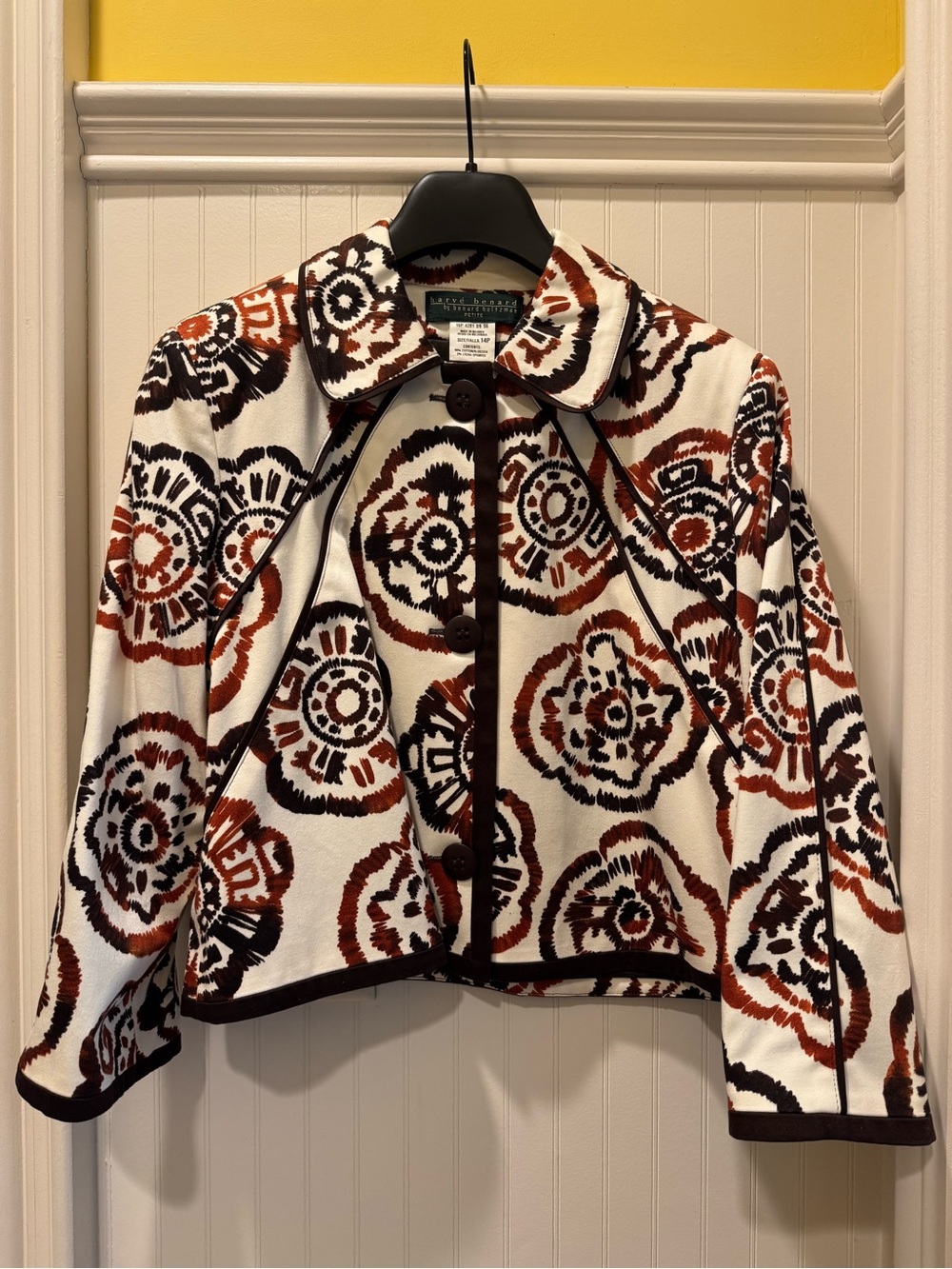 Harve Benard Patterned Button-Front Jacket in White, Brown & Rust